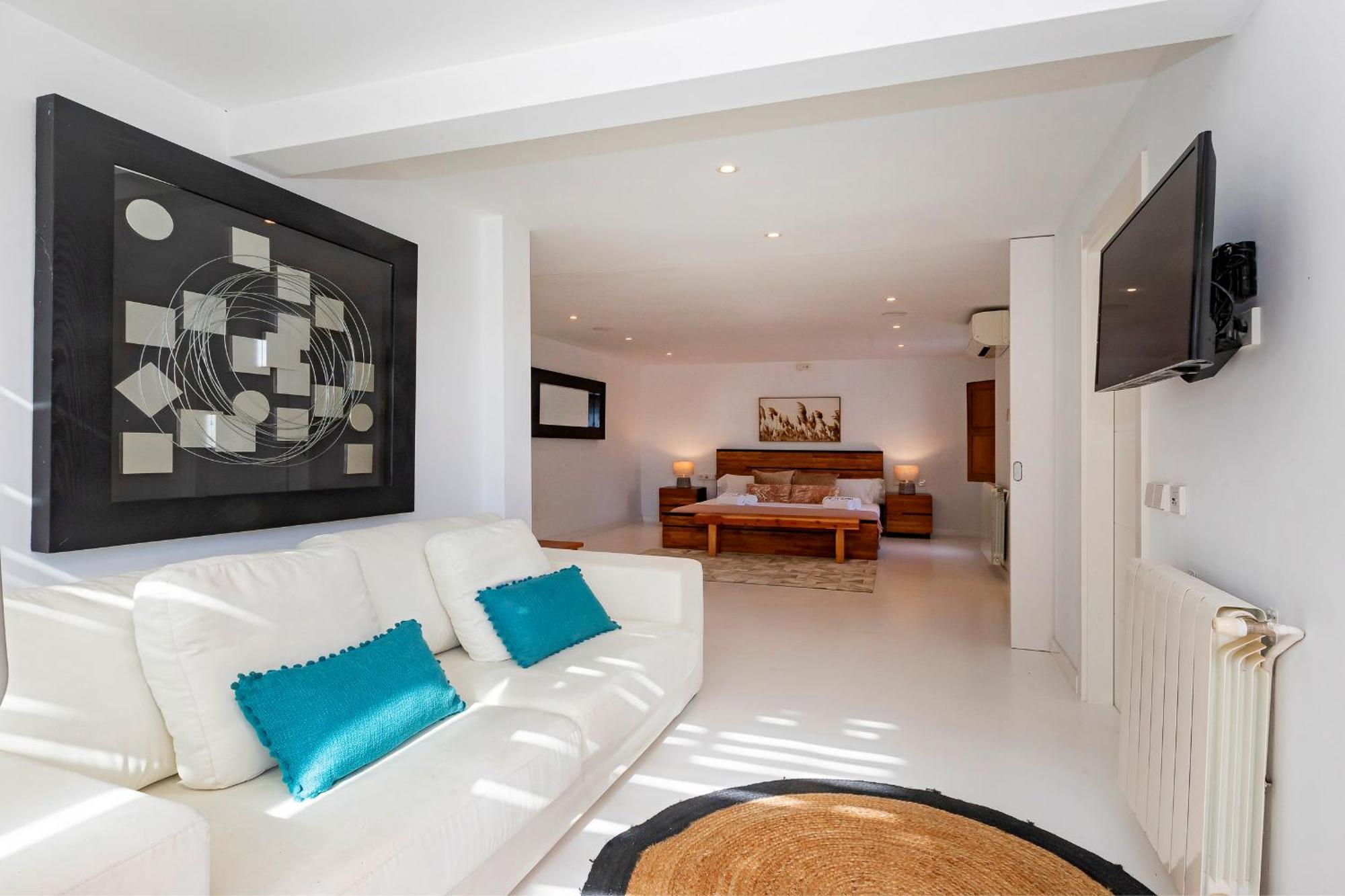 Villa Near Ibiza Town Sleeps 11 To 13 Guests Can Furnet Ngoại thất bức ảnh